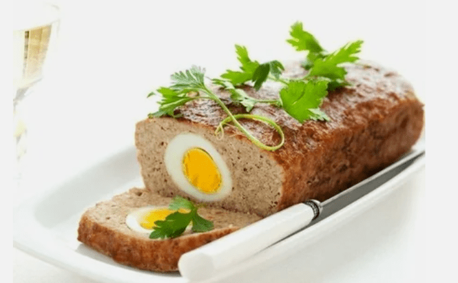 Rouleau de viande avec un œuf dans le régime Ducan
